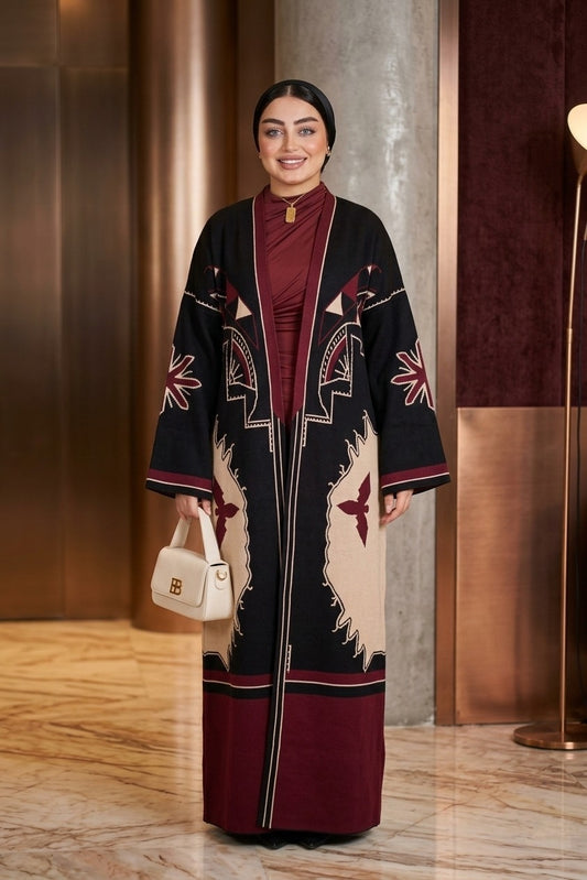 عباية نسائية فاخرة بتصميم تراثي عصري